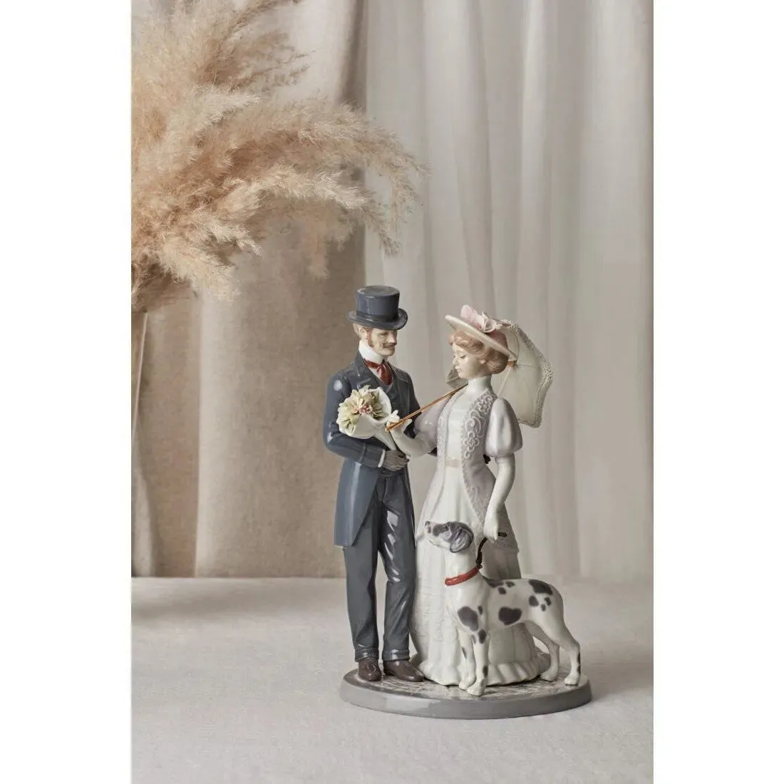 A Romantic Stroll (Lladro Special Order)