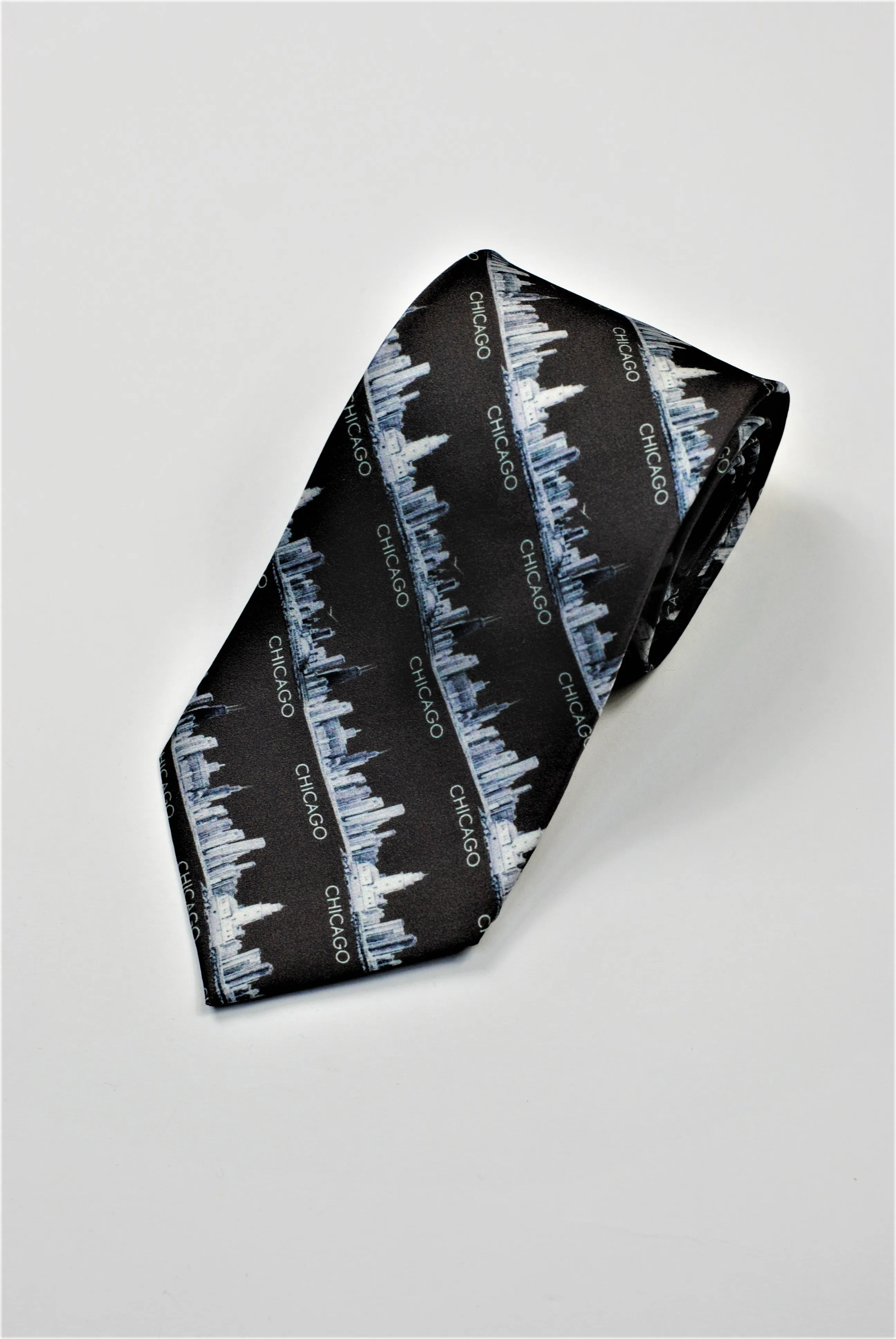 CHICAGO Skyline 100% Silk Men Tie in Black