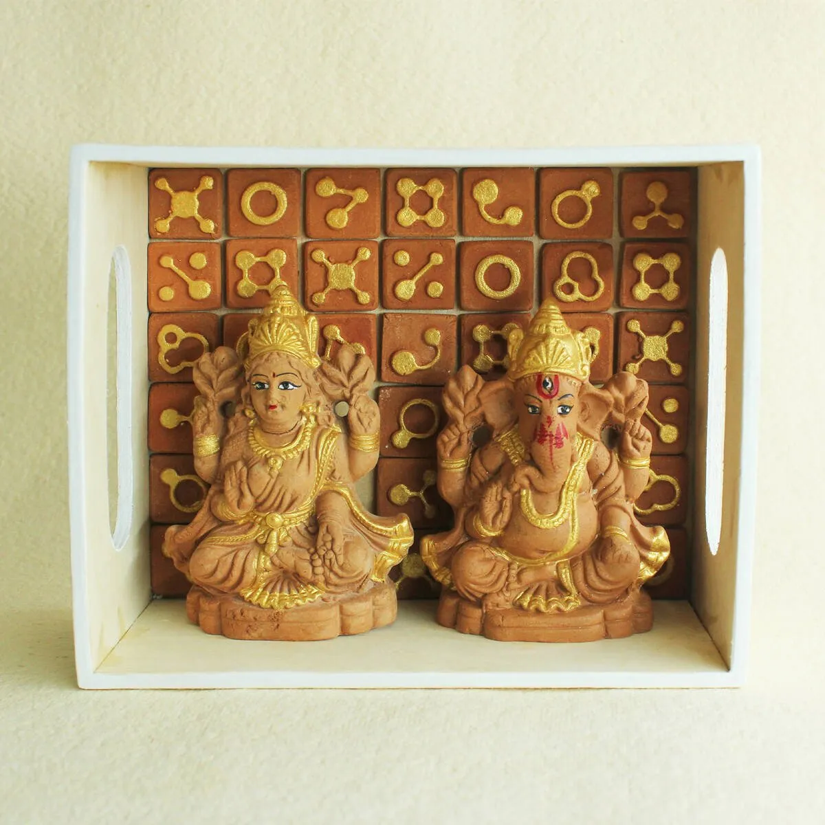 Hancrafted Terracotta Laxmi & Ganpati Idol- Small(S)