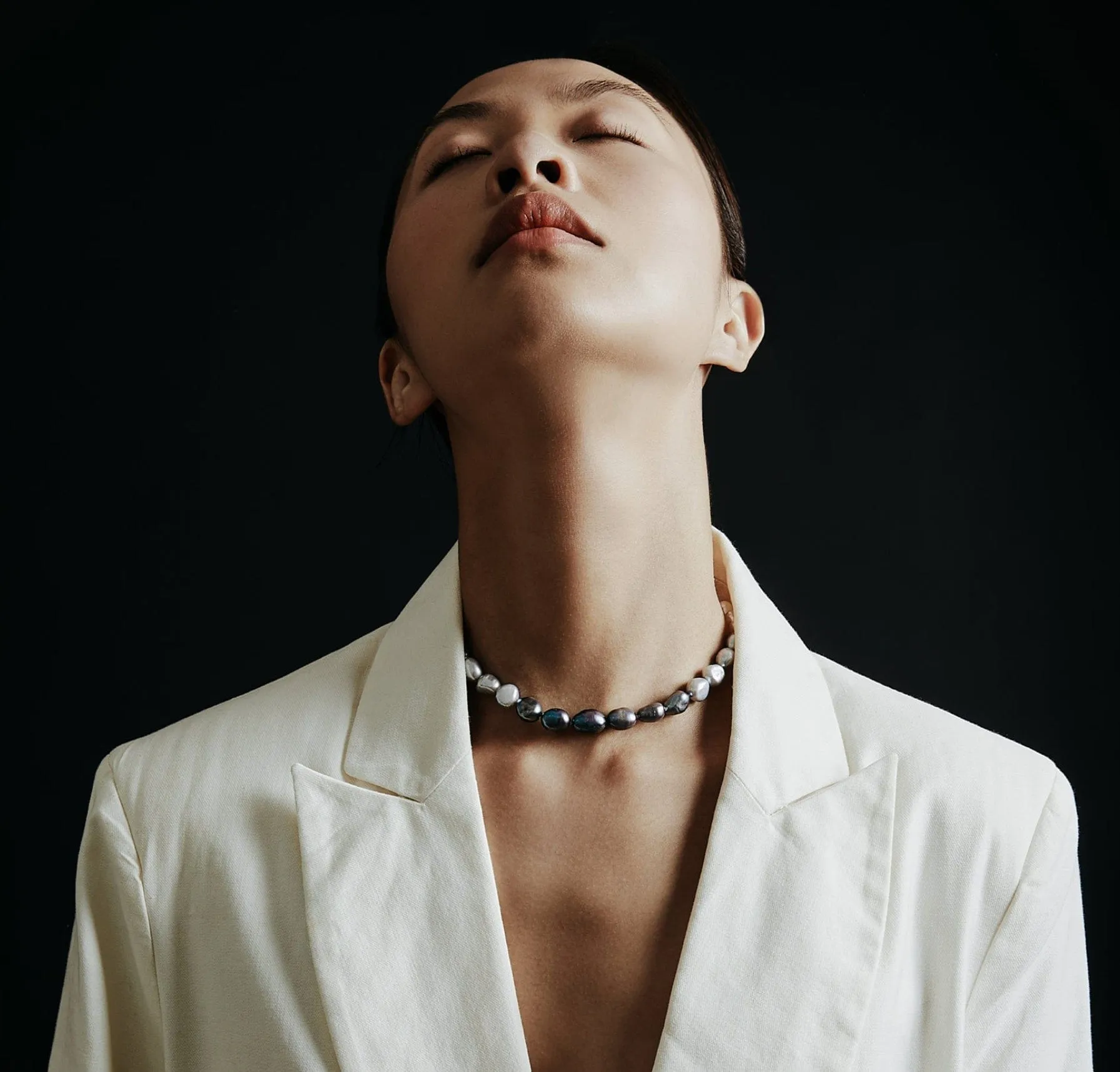 La Fume'e  Baroque Pearl Necklace