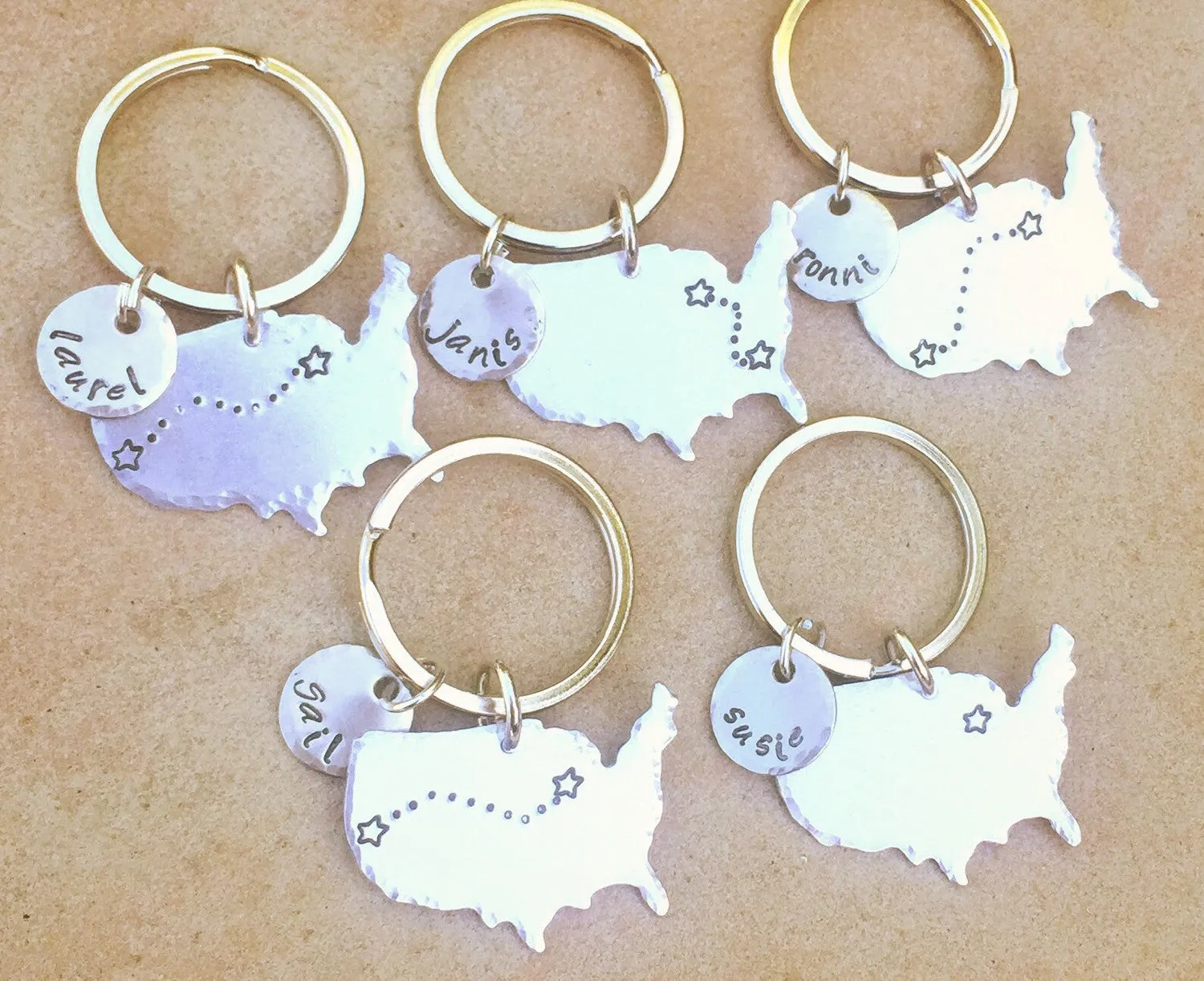 United States Keychain, Family Reunion, Graduation Gift, Long Distance Gifts, High School Reunion Gift, Reunion Gifts, Keychains